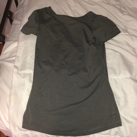 Nike dri fit grey shirt - Picture 2 of 2